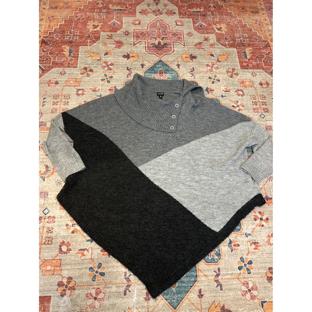 DB Sunday Poncho Sweater‎ Cowl Neck Gray Black Boho